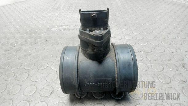 Foto: LUFTMASSENMESSER BOSCH eines Alfa Romeo 146 1.6 Club