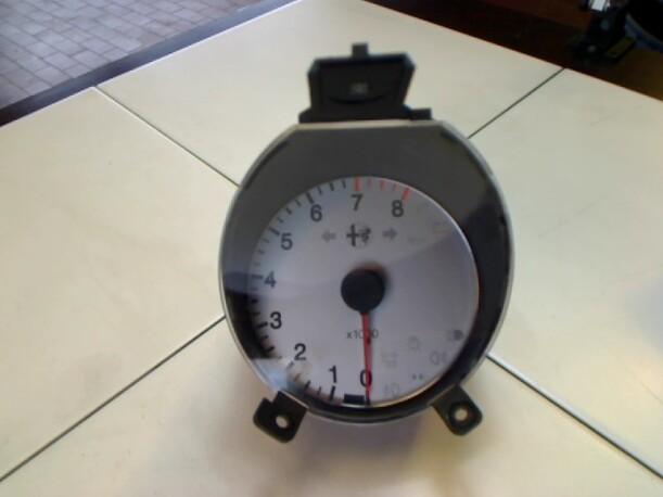 Foto: DREHZAHLMESSER eines Alfa Romeo 156 1.6 16V Twin Spark