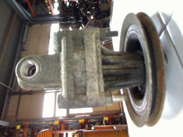 Foto: LENKGETRIEBEPUMPE eines Audi 80 2.0 E