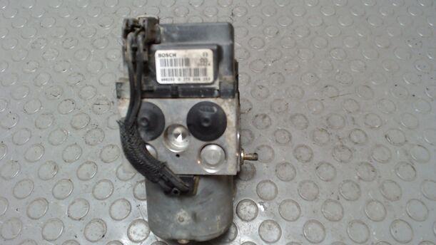 Foto: HAUPTBREMSAGGREGAT ABS eines Fiat Multipla JTD 105