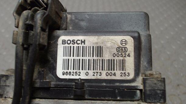 Foto: HAUPTBREMSAGGREGAT ABS eines Fiat Multipla JTD 105