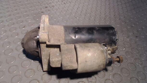 Foto: ANLASSER / STARTER BOSCH eines Fiat Multipla JTD 105