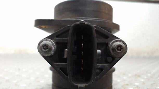 Foto: LUFTMASSENMESSER BOSCH eines Fiat Multipla JTD 105