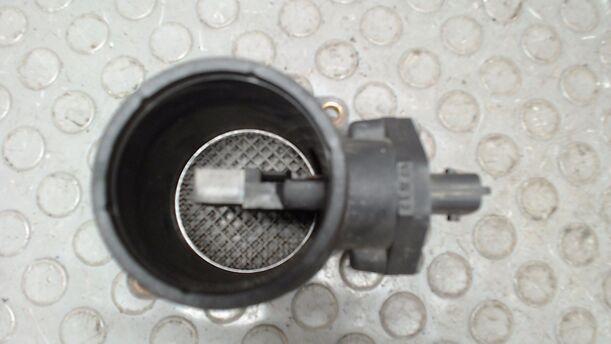 Foto: LUFTMASSENMESSER BOSCH eines Fiat Multipla JTD 105