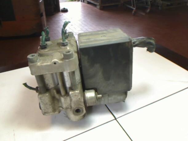 Foto: HAUPTBREMSAGGREGAT ABS eines Renault Espace