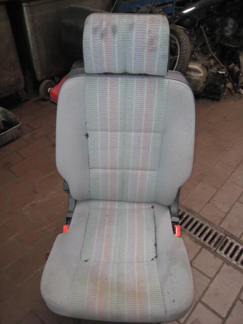 Foto: SITZ HINTEN LINKS eines Renault Espace