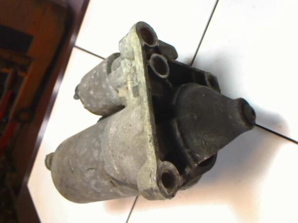Foto: ANLASSER / STARTER BOSCH eines Renault Laguna 1.8
