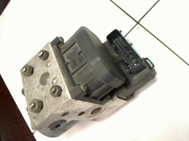 Foto: HAUPTBREMSAGGREGAT ABS eines Fiat Punto 1.2