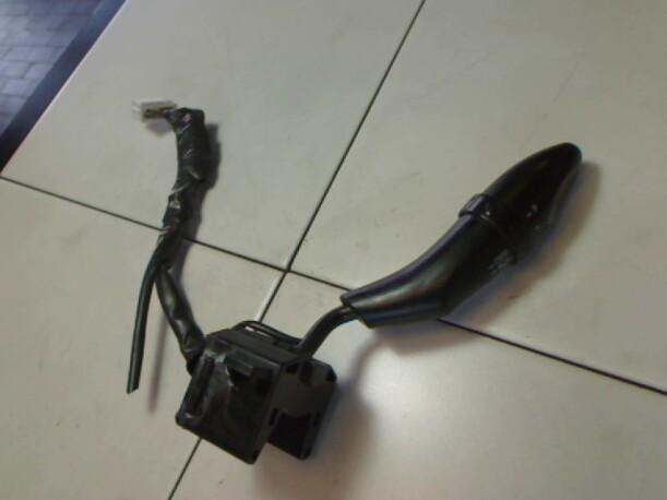 Foto: SCHEIBENWISCHERSCHALTER R eines Hyundai Coupe 2.0