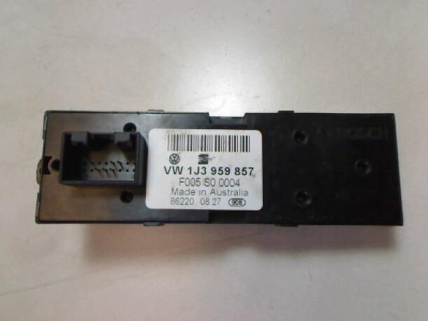 Foto: FENSTERHEBERSCHALTER eines Seat Toledo 1.6