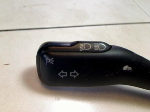 Foto: BLINKSCHALTER/KOMBISCHALTER eines Seat Toledo 1.6