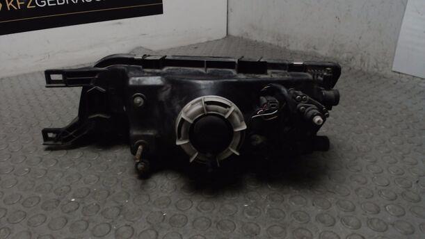 Foto: SCHEINWERFER RECHTS eines Nissan Almera 1.4 S