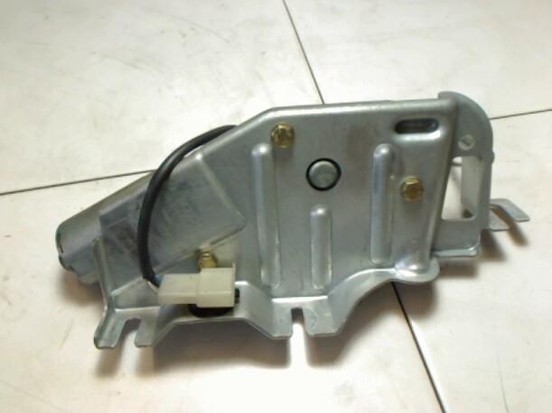 Foto: SCHEIBENWISCHERMOTOR HINTEN eines Renault Laguna Grandtour 2.2 D