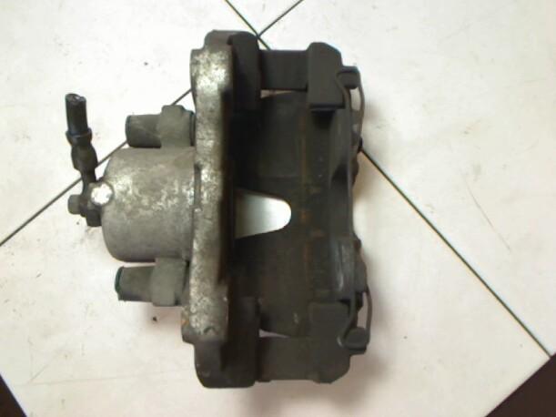 Foto: BREMSSATTEL VORN LINKS eines Opel Astra 1.6 S
