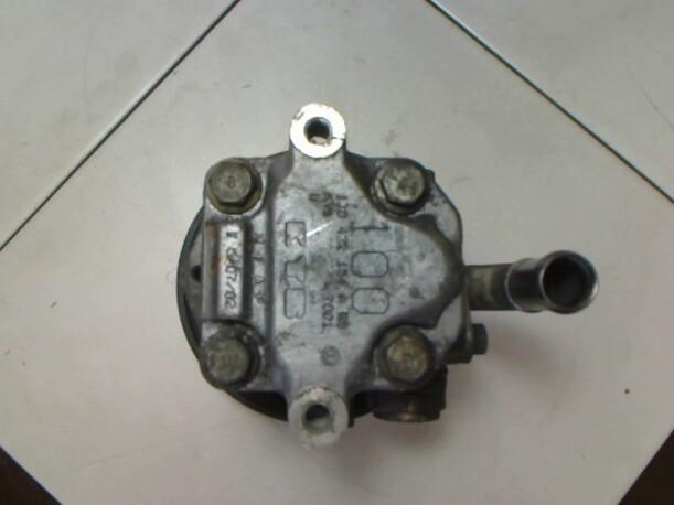 Foto: LENKGETRIEBEPUMPE eines Seat Leon 1.9 TDI
