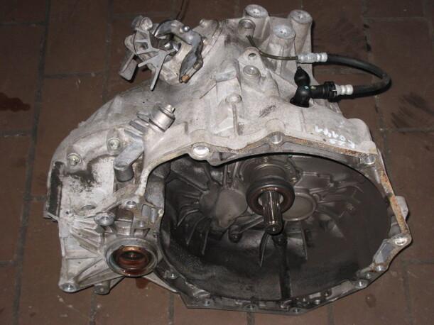 Foto: SCHALTGETRIEBE 5-GANG F23 eines Opel Astra 2.0 DTI Caravan
