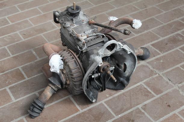 Foto: SCHALTGETRIEBE eines CITROEN 2CV 6