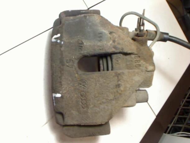 Foto: BREMSSATTEL VORN LINKS eines Audi A6 2.4