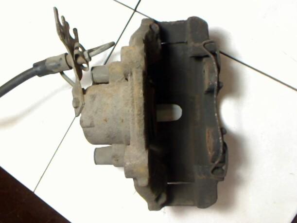 Foto: BREMSSATTEL VORN LINKS eines Audi A6 2.4