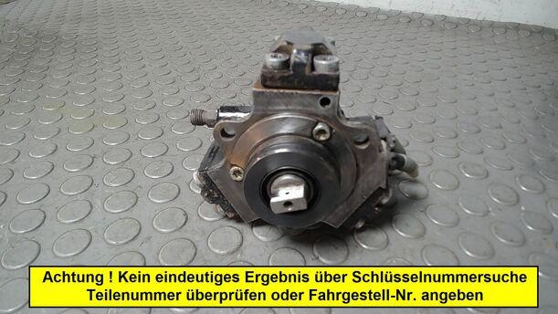 Foto: EINSPRITZPUMPE / HOCHDRUCKPUMPE eines Mercedes-Benz A 170 CDI