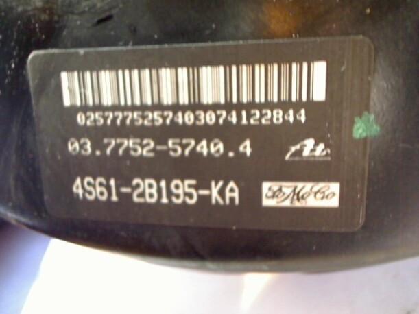 Foto: BREMSKRAFTVERSTÄRKER eines Ford Fiesta 1.3