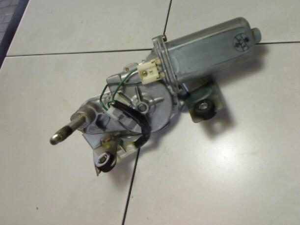 Foto: SCHEIBENWISCHERMOTOR HINTEN eines Honda Civic 1.4i