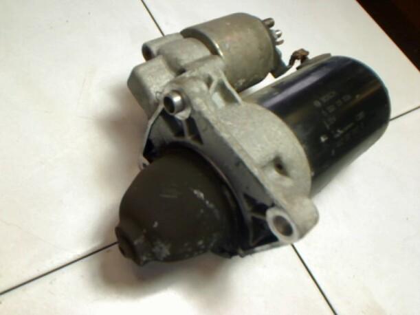 Foto: ANLASSER / STARTER BOSCH eines Fiat Punto 55
