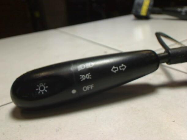 Foto: BLINKERSCHALTER eines Daewoo Matiz 0.8