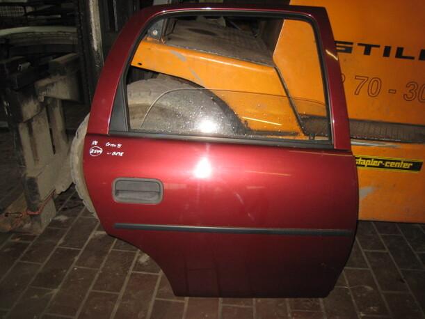 Foto: TÜR HINTEN RECHTS eines Opel Corsa