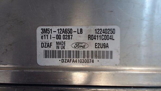 Foto: MOTORSTEUERGERÄT / EINSPRITZSTEUERGERÄT eines Ford Focus Turnier TDCi