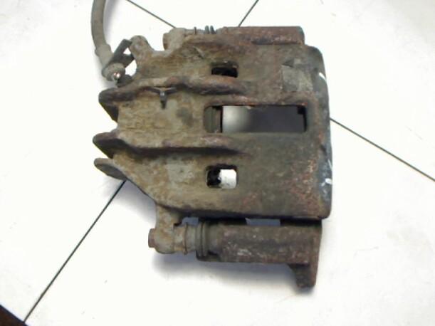 Foto: BREMSSATTEL VORN LINKS eines Peugeot 406 Break