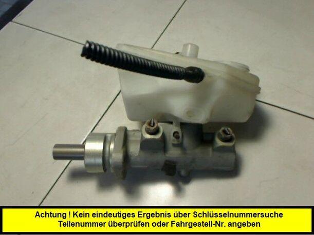 Foto: HAUPTBREMSZYLINDER eines Peugeot 406 Break