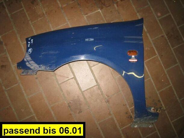 Foto: KOTFLÜGEL LINKS eines Renault Clio 1.2