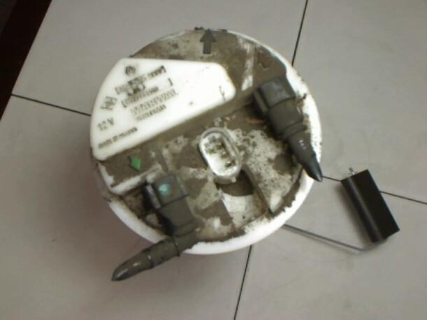 Foto: KRAFTSTOFFPUMPE eines Renault Clio 1.2