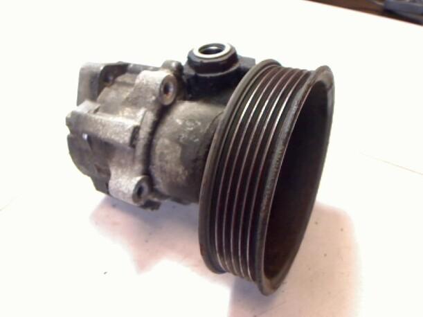 Foto: LENKGETRIEBEPUMPE eines VW Lupo 1.4
