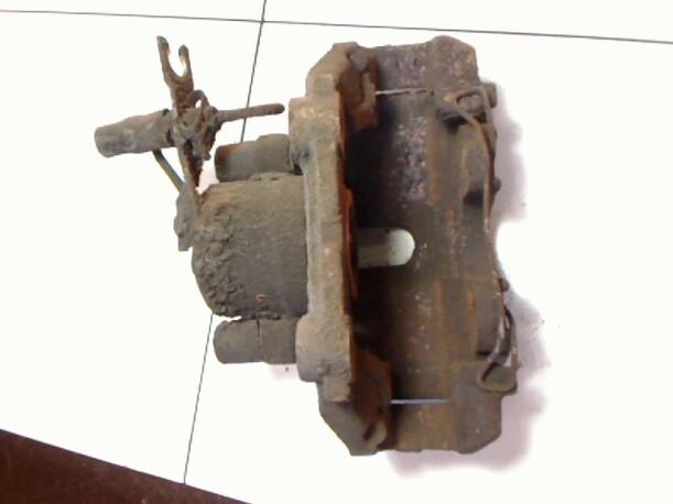 Foto: BREMSSATTEL VORN LINKS eines VW Passat 1.6