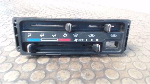 Foto: HEIZUNGSBETÄTIGUNG eines Suzuki Alto 1.1