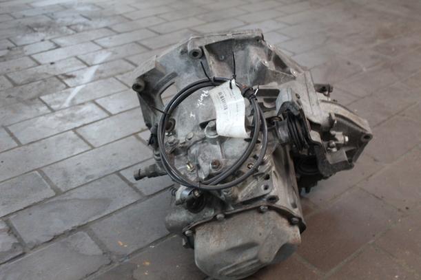 Foto: SCHALTGETRIEBE 5-GANG eines Fiat Punto 55