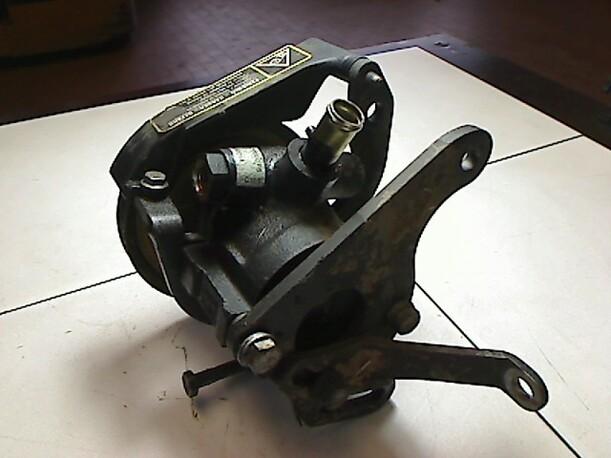 Foto: LENKGETRIEBEPUMPE eines Fiat Punto 60
