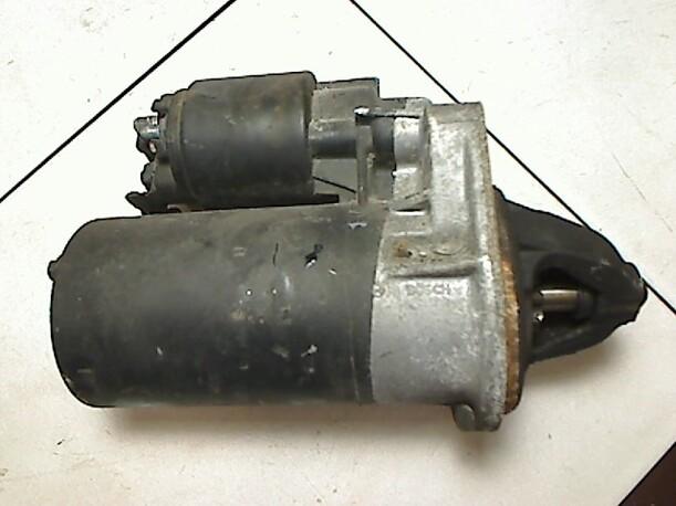Foto: ANLASSER / STARTER BOSCH eines Opel Omega Caravan 2.0