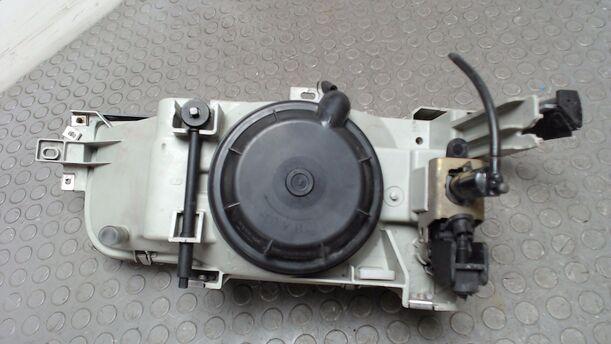 Foto: SCHEINWERFER LINKS eines Renault R 21