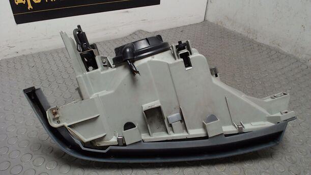 Foto: SCHEINWERFER LINKS eines Renault R 21