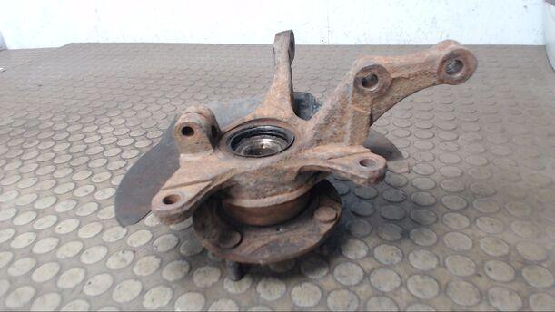 Foto: ACHSSCHENKEL VORNE LINKS eines Suzuki Swift 1.0
