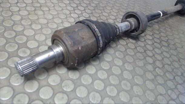 Foto: ANTRIEBSWELLE LINKS eines Honda Civic 1.3