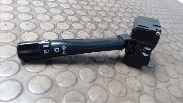 Foto: BLINKSCHALTER/KOMBISCHALTER eines Honda Civic 1.3
