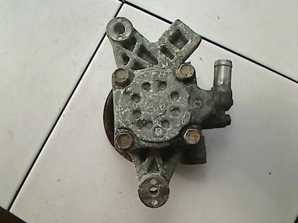 Foto: LENKGETRIEBEPUMPE eines Honda Civic 1.5i Combispace