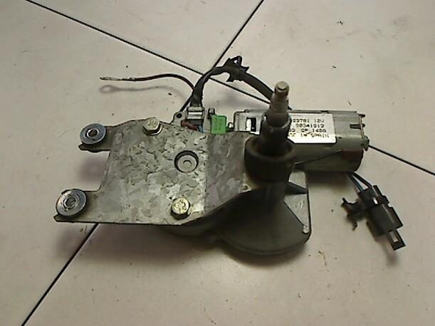 Foto: SCHEIBENWISCHERMOTOR HINTEN eines Opel Astra Caravan Combispace