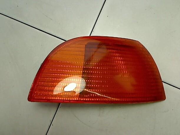 Foto: BLINKER / BLINKLEUCHTE RECHTS eines Fiat Punto 55 Combispace