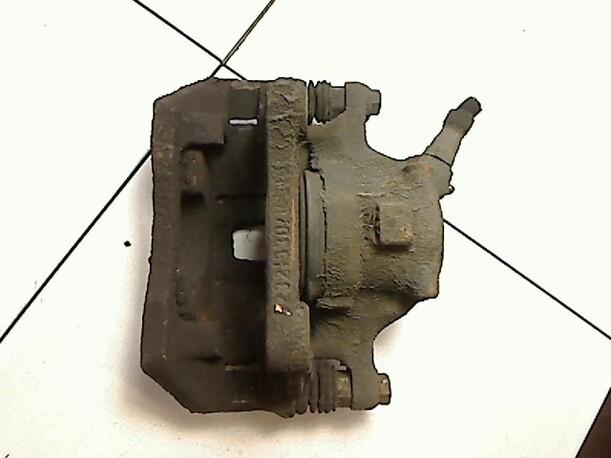 Foto: BREMSSATTEL VORN LINKS eines BMW 316i Combispace