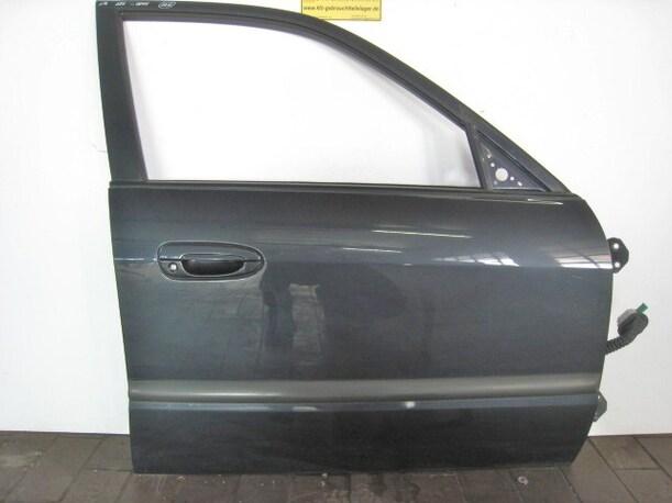 Foto: TÜR VORNE RECHTS eines Mazda 626 2.0 TD Combispace